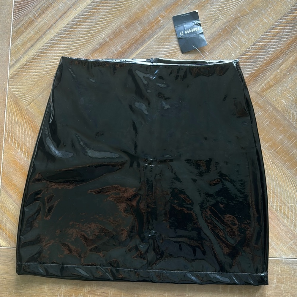 Forever 21 Faux leather skirt